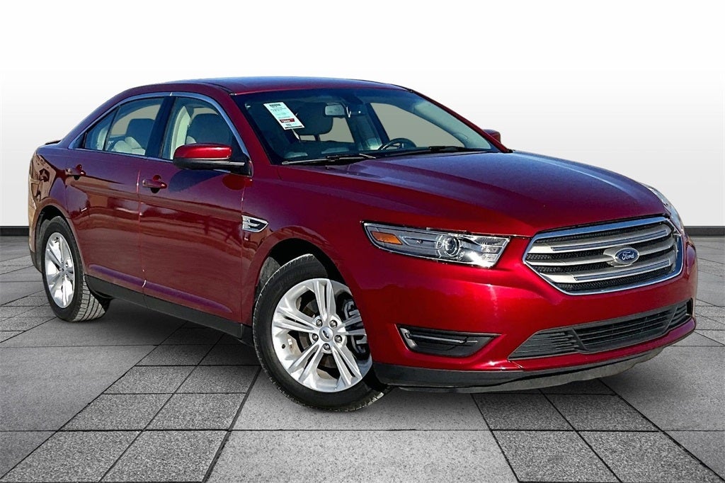 2017 Ford Taurus SEL