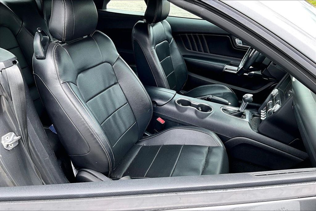 2022 Ford Mustang EcoBoost Premium