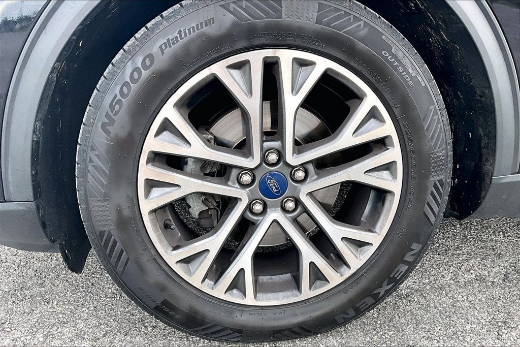 2021 Ford Escape SEL