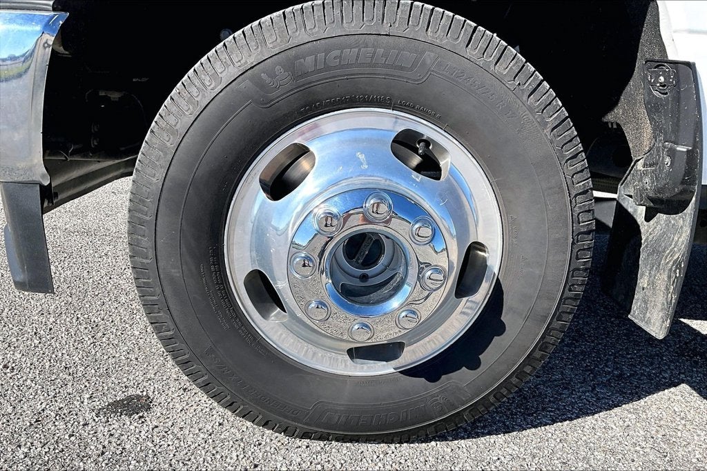 2023 Ford F-350SD Lariat