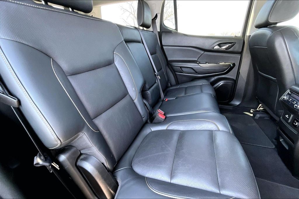 2017 GMC Acadia SLT-1