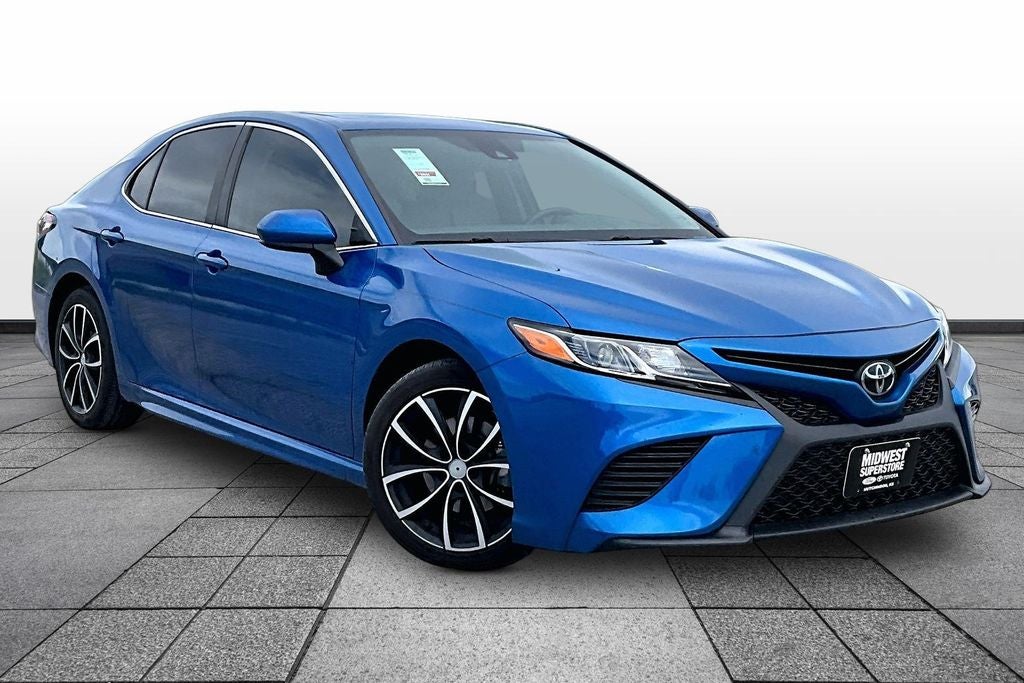 2019 Toyota Camry SE
