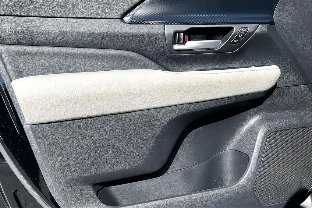 2024 Toyota Grand Highlander Hybrid MAX Limited