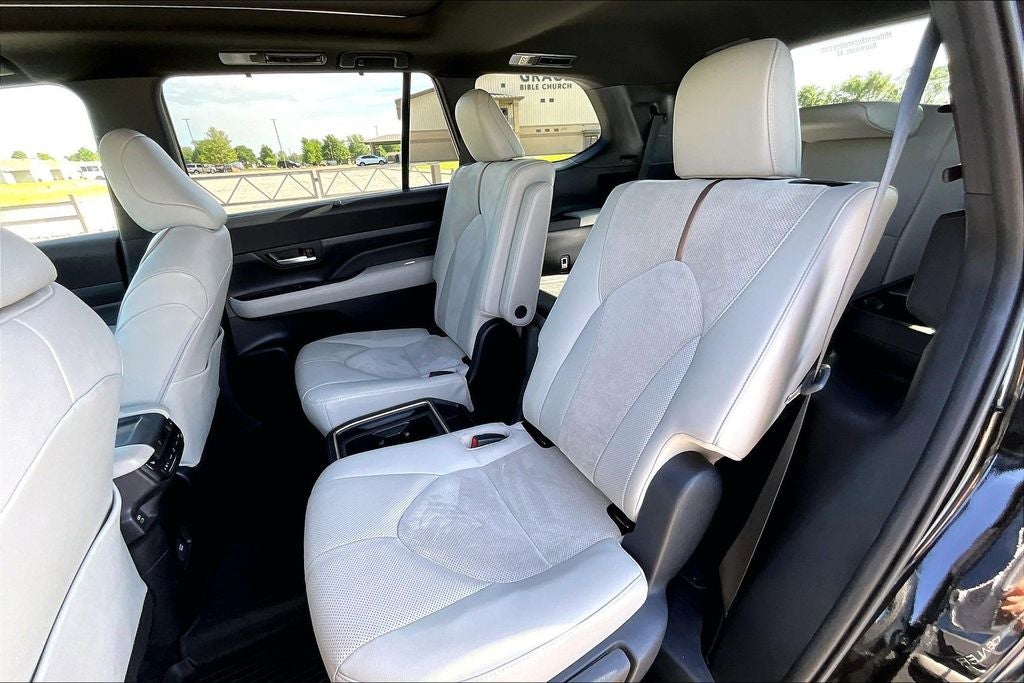 2024 Toyota Grand Highlander Hybrid MAX Limited