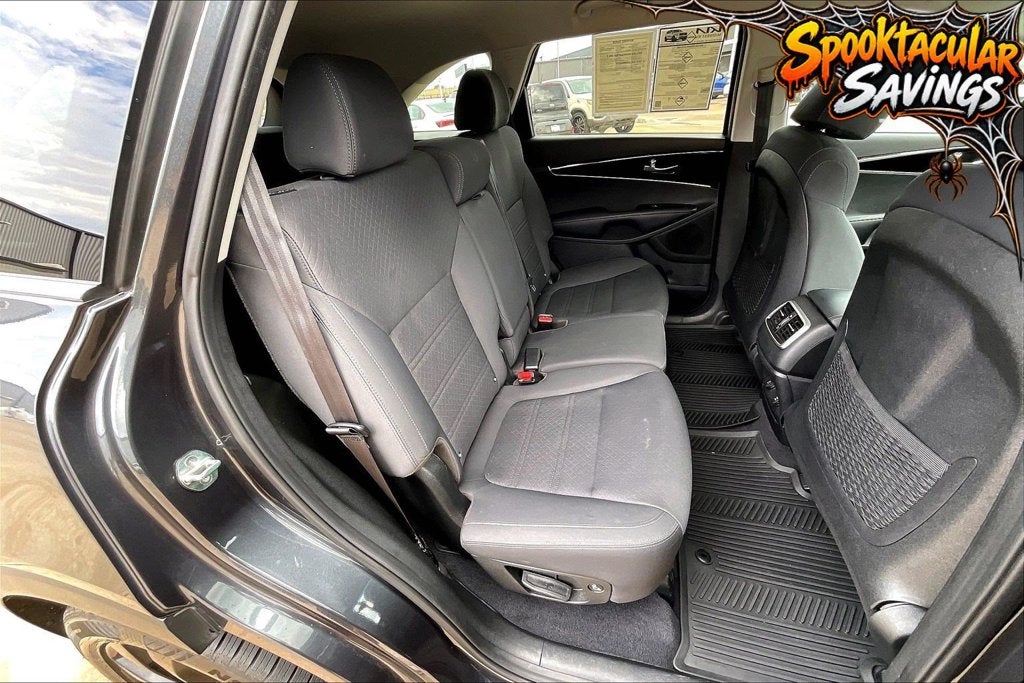2020 Kia Sorento S