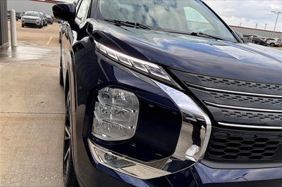 2024 Mitsubishi Outlander SE Black Edition