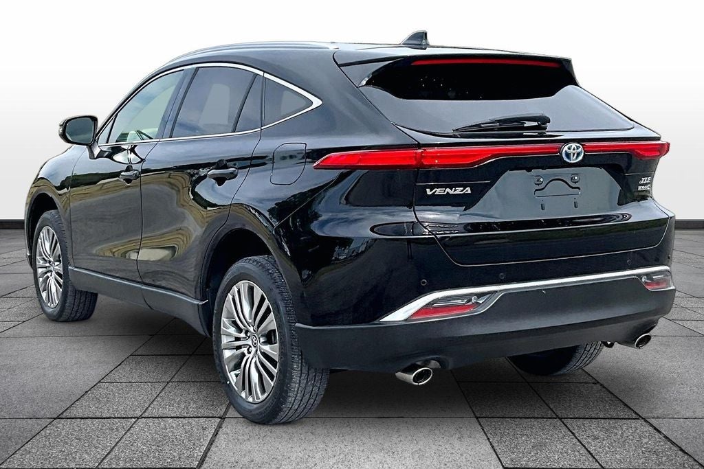 2022 Toyota Venza XLE