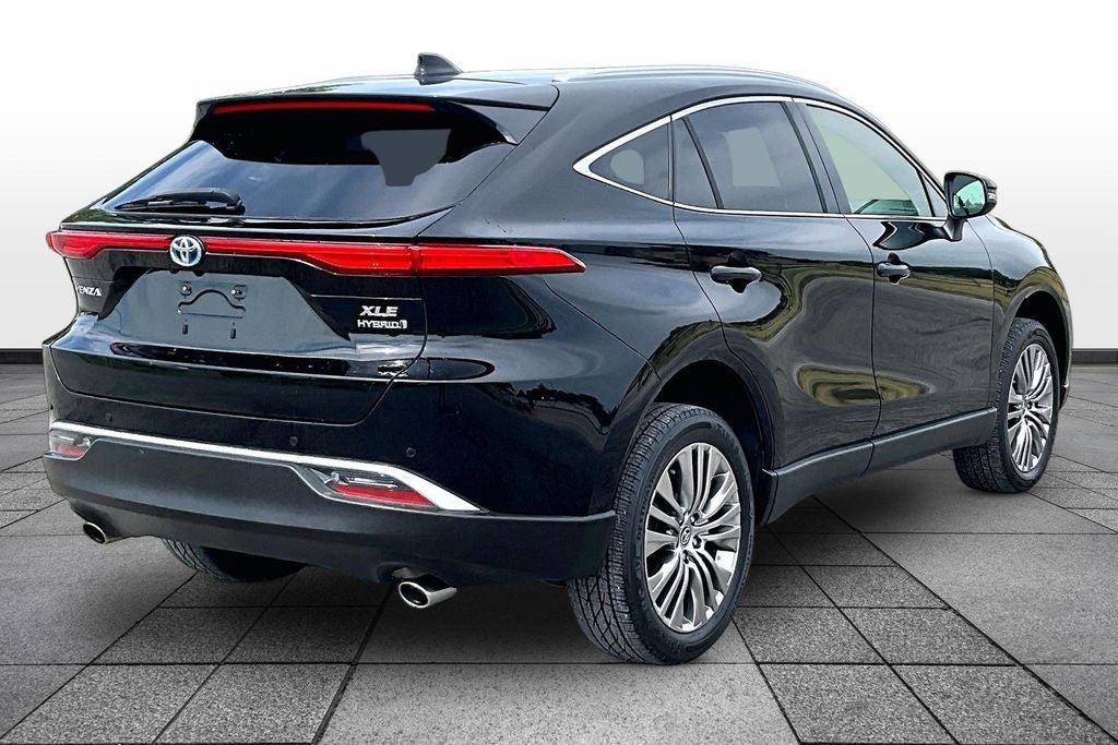 2022 Toyota Venza XLE