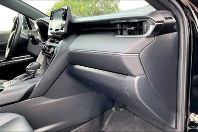2022 Toyota Venza XLE