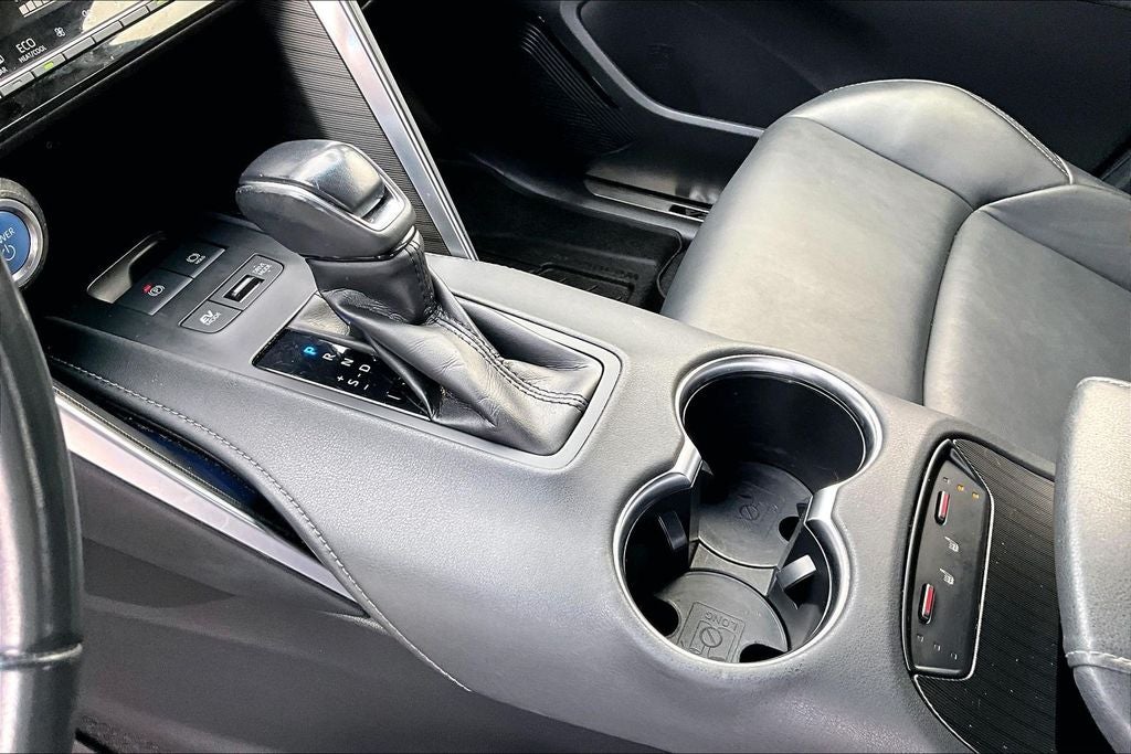 2022 Toyota Venza XLE