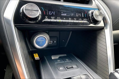 2022 Toyota Venza XLE