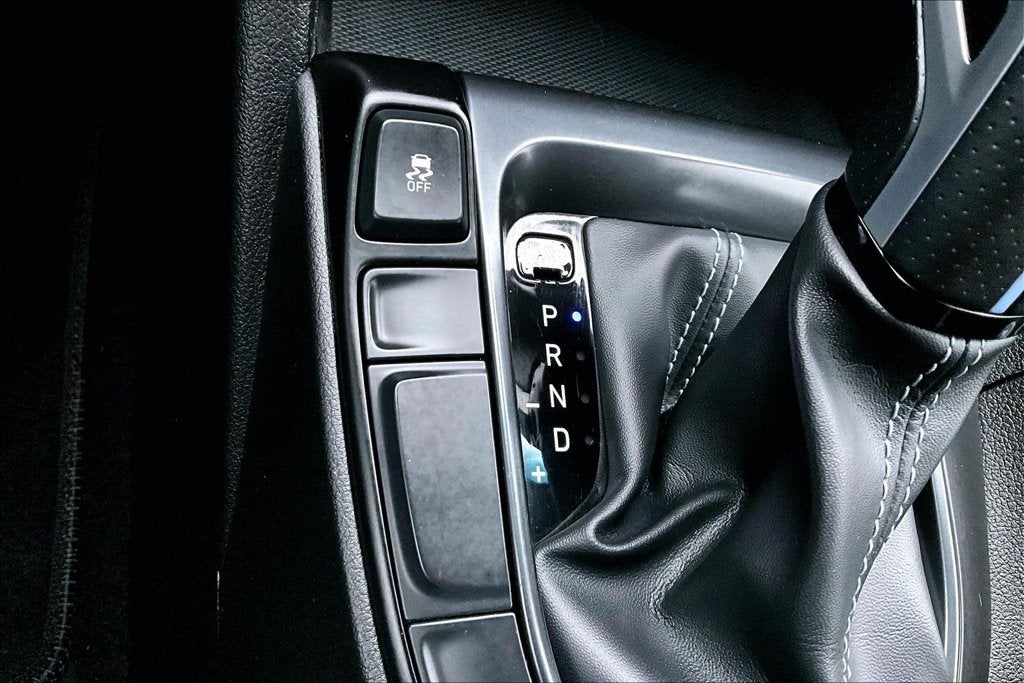 2022 Hyundai Veloster N Base