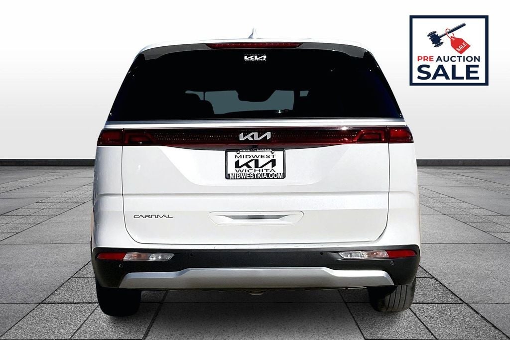2024 Kia Carnival LX