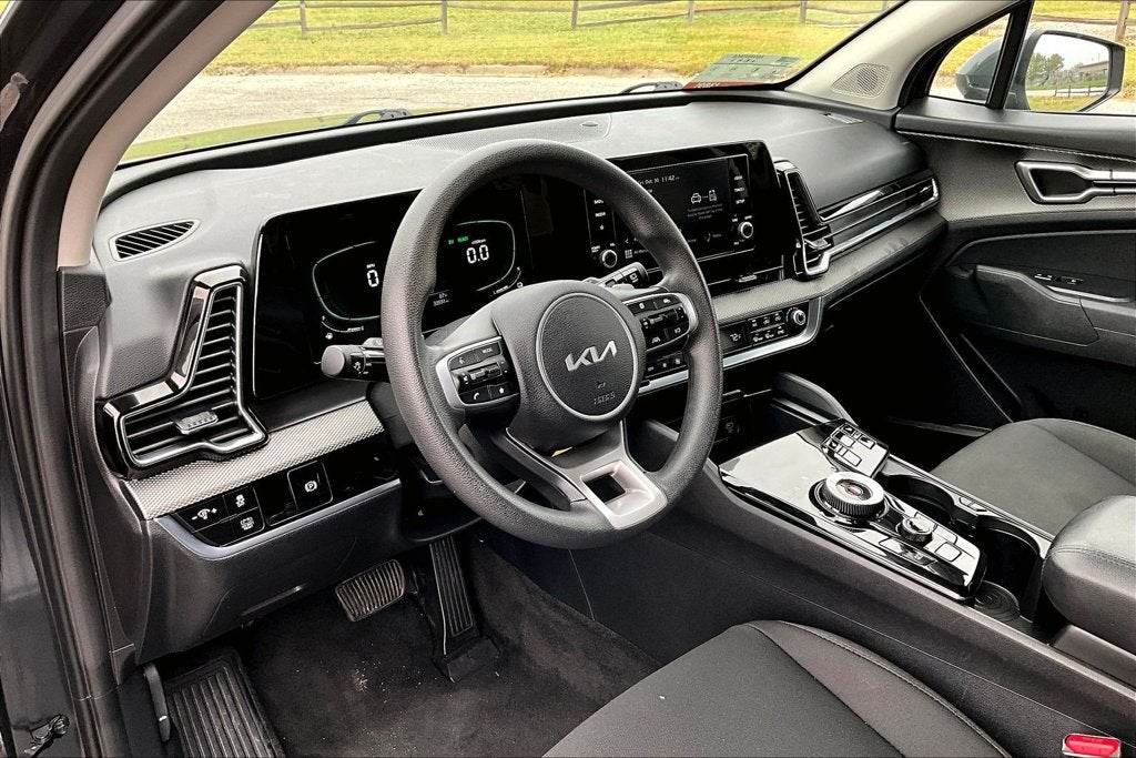 2023 Kia Sportage Hybrid LX