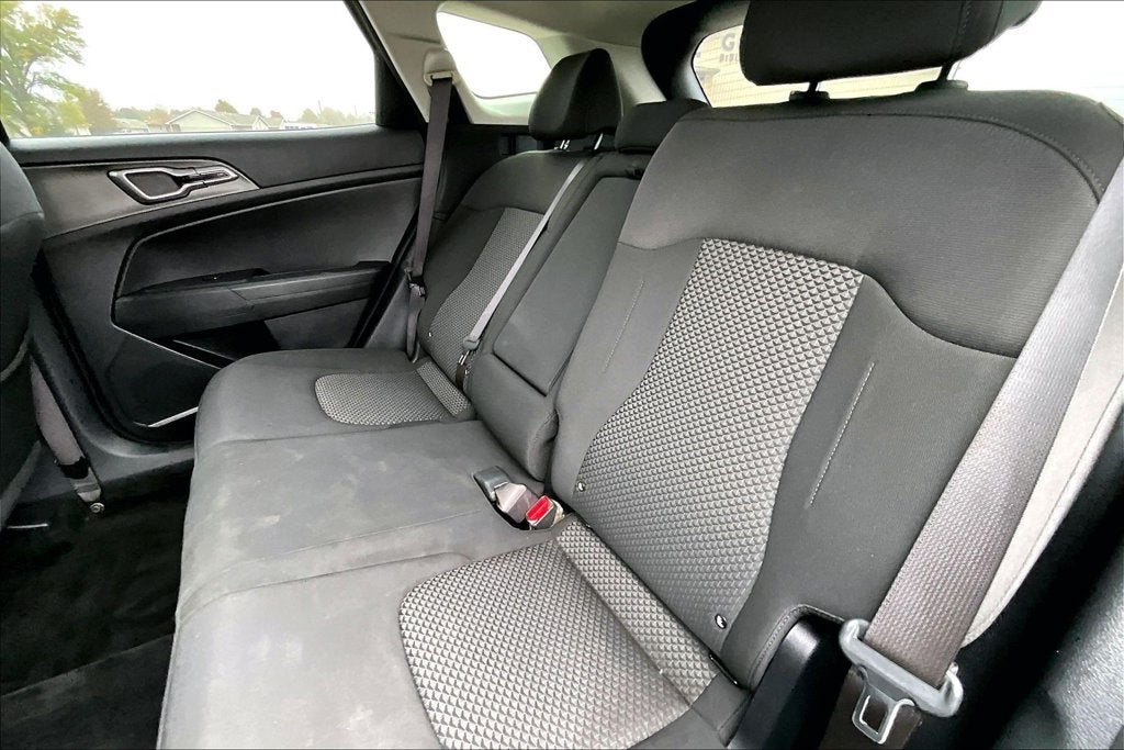 2023 Kia Sportage Hybrid LX