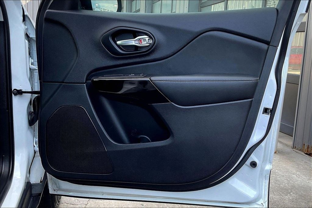 2023 Jeep Cherokee Altitude