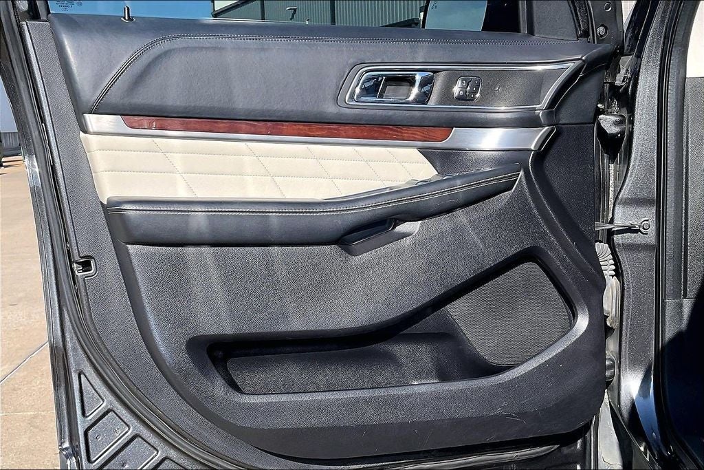 2019 Ford Explorer Platinum