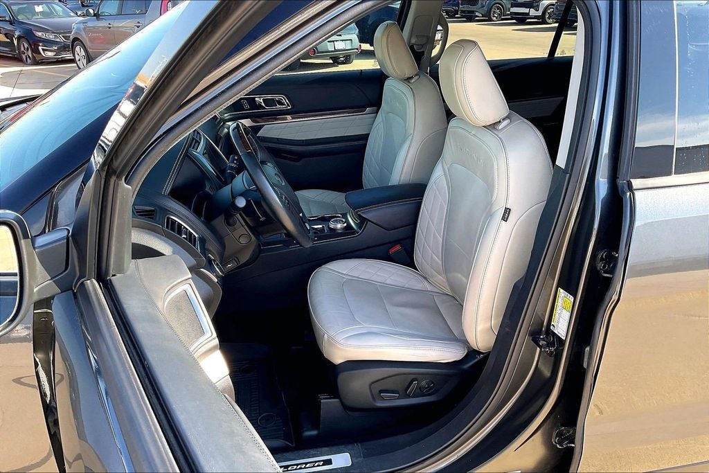 2019 Ford Explorer Platinum