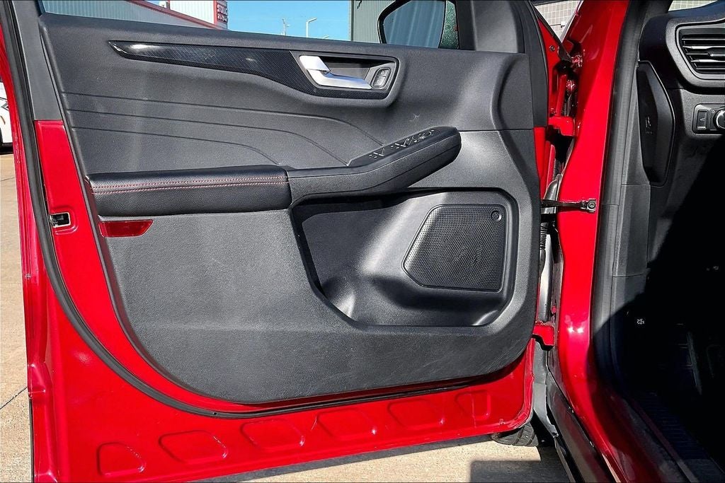 2025 Ford Escape ST-Line Select