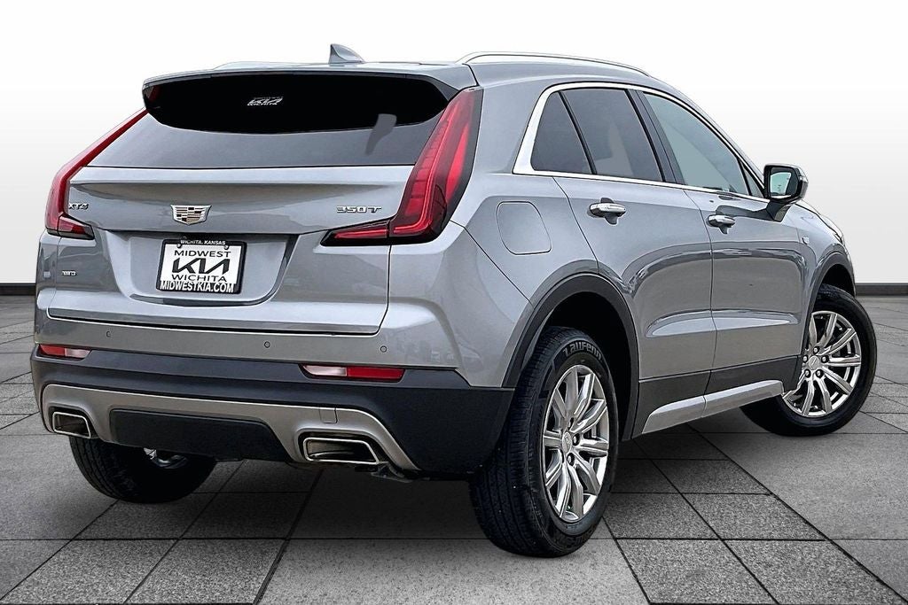 2023 Cadillac XT4 Premium Luxury
