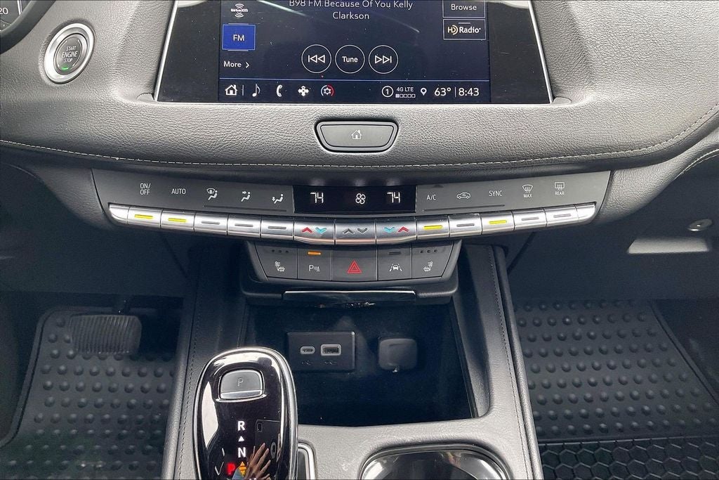 2023 Cadillac XT4 Premium Luxury