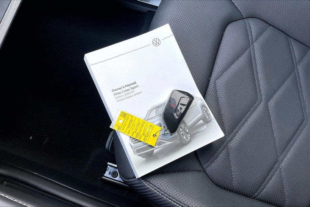 2026 Volkswagen Atlas Cross Sport SE w/Technology