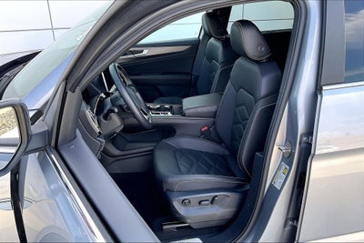 2026 Volkswagen Atlas Cross Sport SE w/Technology