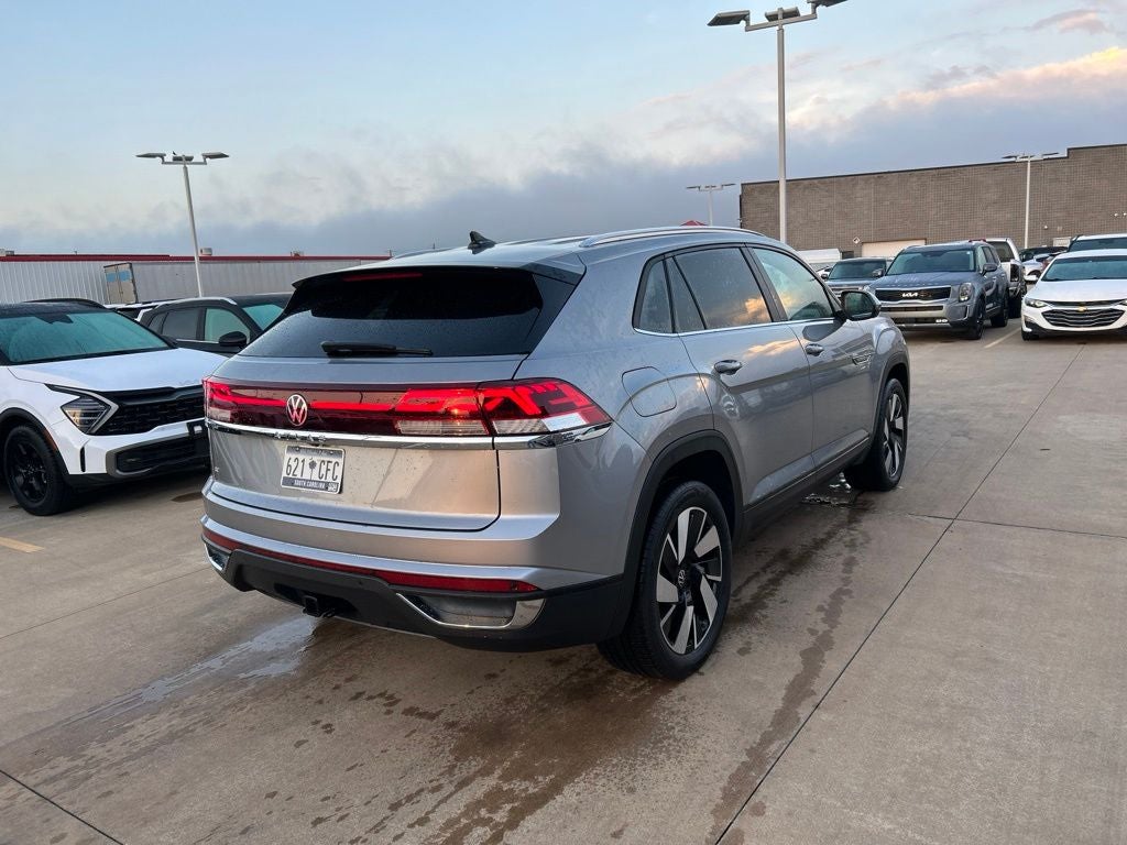 2026 Volkswagen Atlas Cross Sport 2.0T SE w/Technology