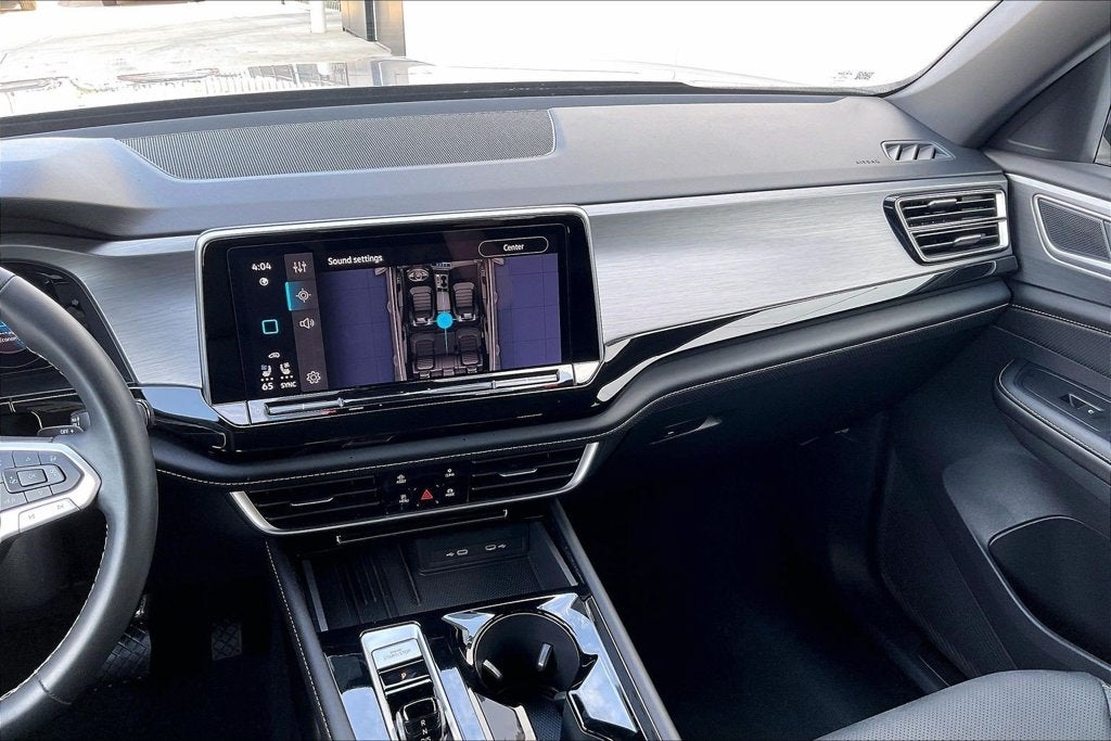 2026 Volkswagen Atlas Cross Sport SE w/Technology
