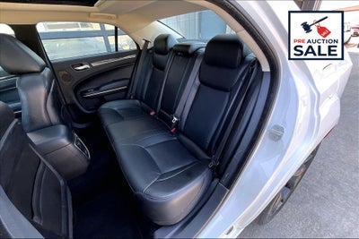 2022 Chrysler 300 Touring