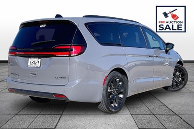 2025 Chrysler Pacifica Limited