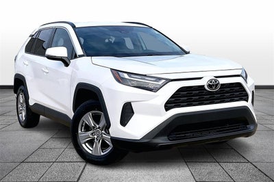 2022 Toyota RAV4 XLE