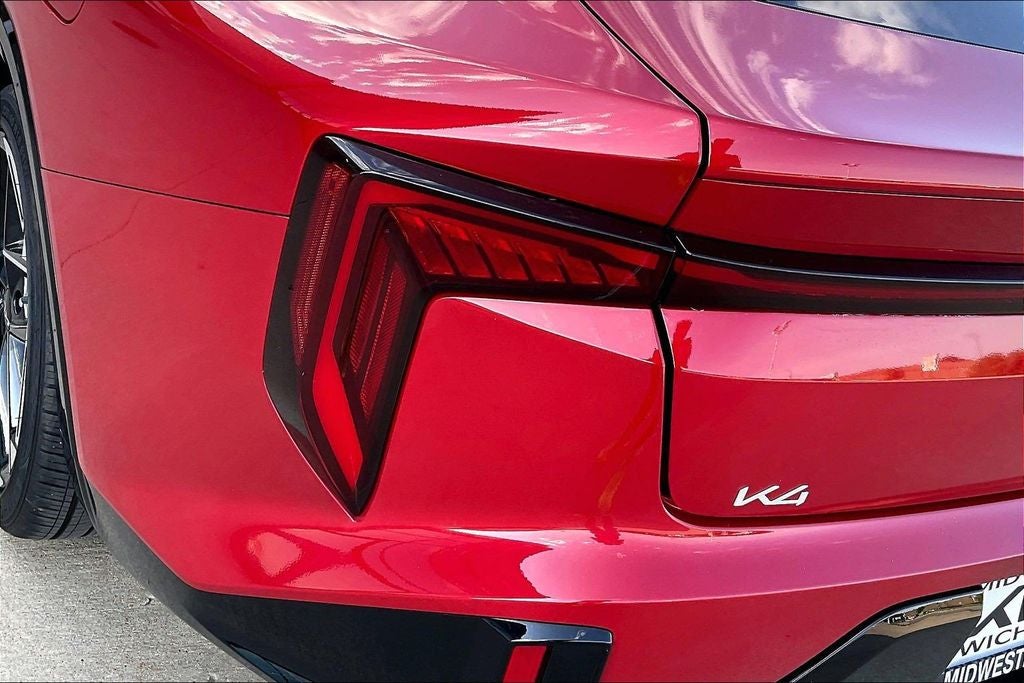 2025 Kia K4 GT-Line