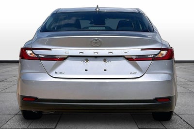 2025 Toyota Camry LE