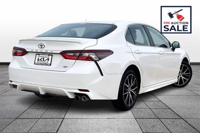 2024 Toyota Camry SE