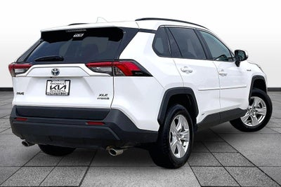 2021 Toyota RAV4 Hybrid XLE