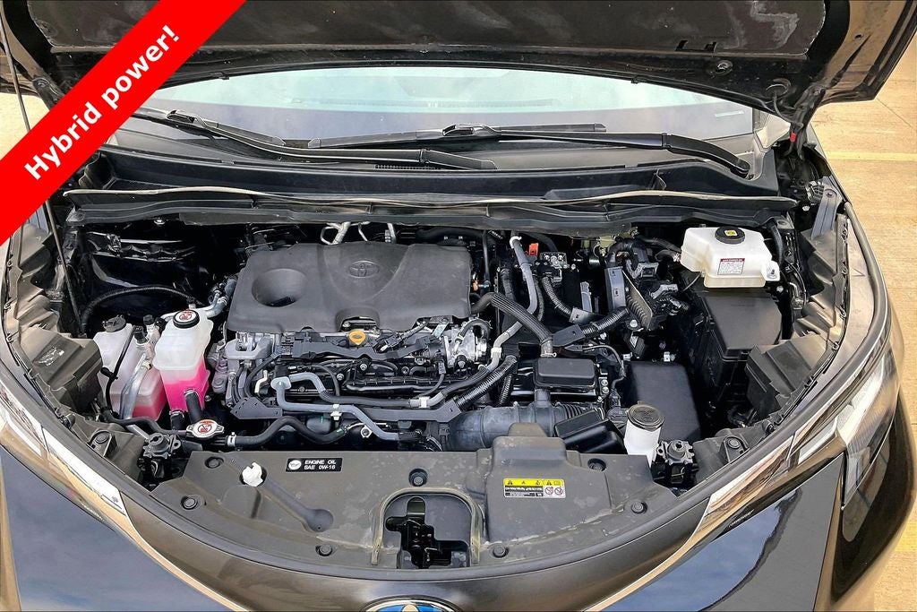 2022 Toyota Sienna XLE 8 Passenger