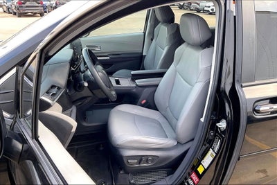 2022 Toyota Sienna XLE 8 Passenger