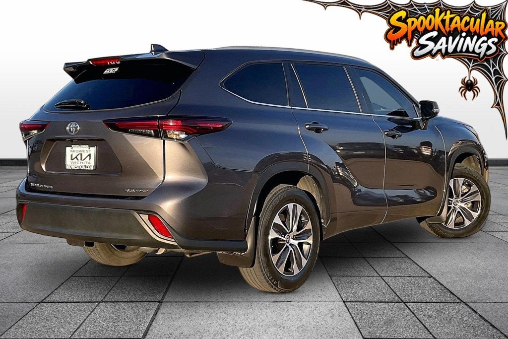2024 Toyota Highlander XLE