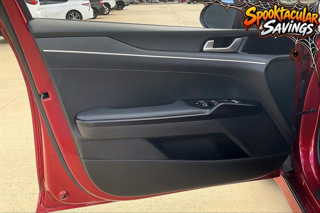2022 Kia K5 LXS