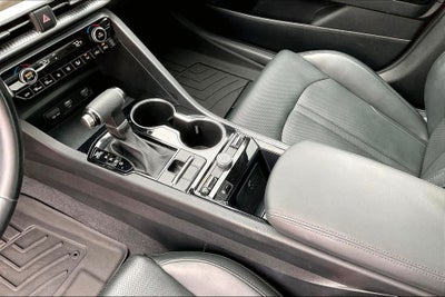2022 Kia K5 EX