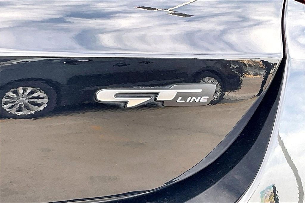 2022 Kia K5 GT-Line