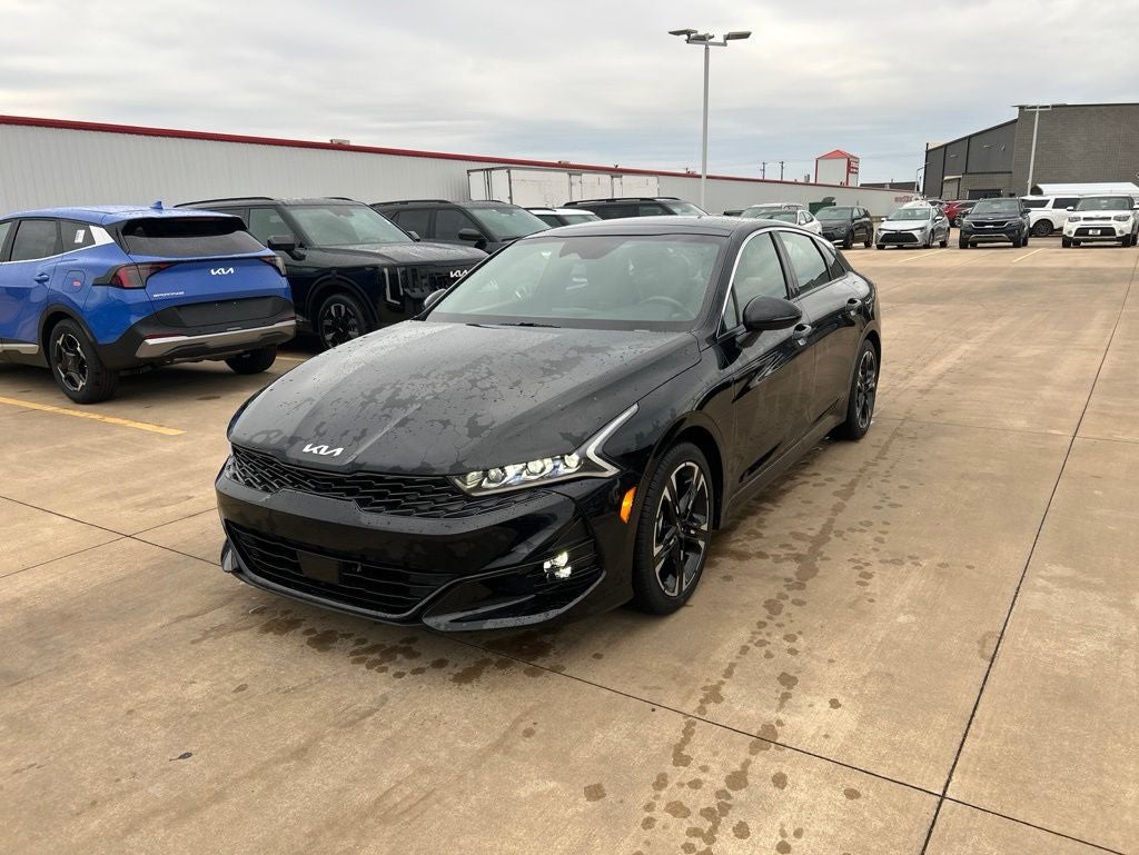 2022 Kia K5 GT-Line