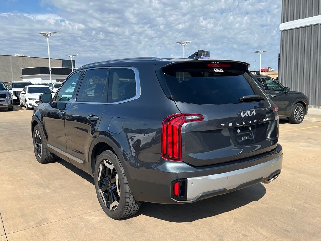 2023 Kia Telluride S