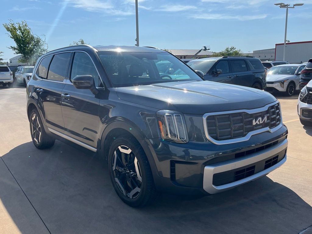 2023 Kia Telluride S