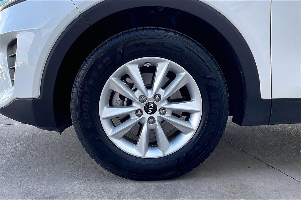 2019 Kia Sorento LX