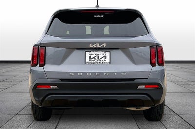 2022 Kia Sorento LX