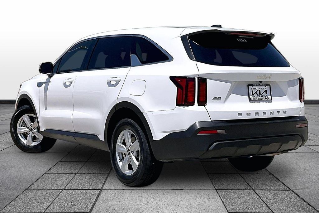 2022 Kia Sorento LX