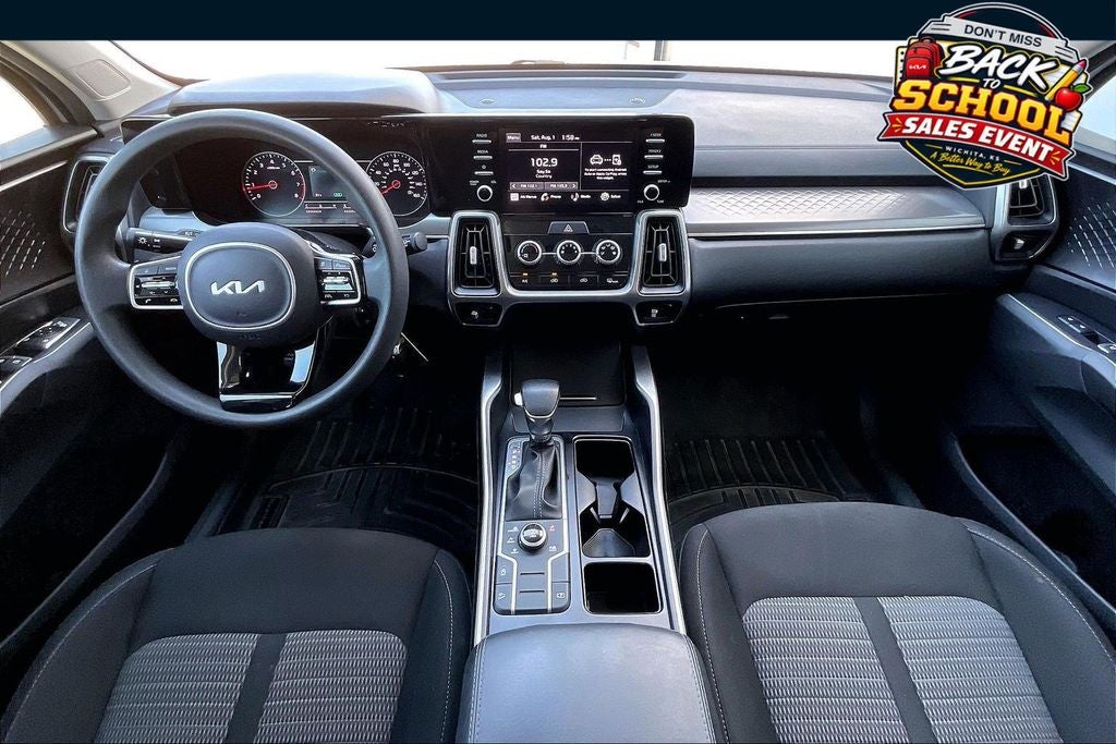 2022 Kia Sorento LX