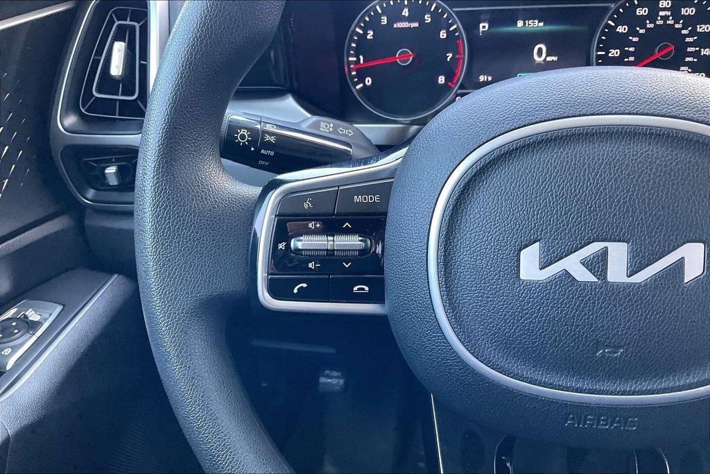2022 Kia Sorento LX